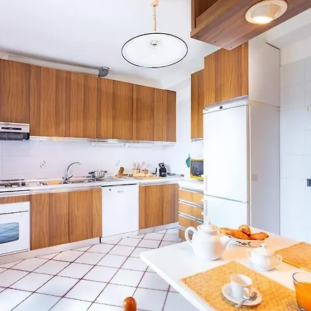 5 Bedroom By Lake Maggiore Holiday home