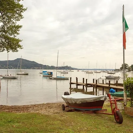Holiday home 5 Bedroom By Lake Maggiore *